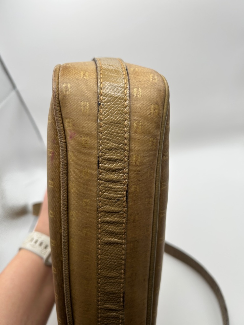 Fendi vintage monogram crossbody - Picture 15 of 15